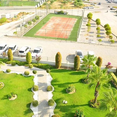 Babylon Beach * Side